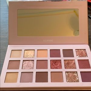 Pretty nude/pink palette!